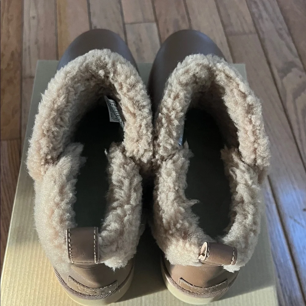 UGG® Ultra Mini Alina Curled Genuine Shearling Platform Boot (Women)